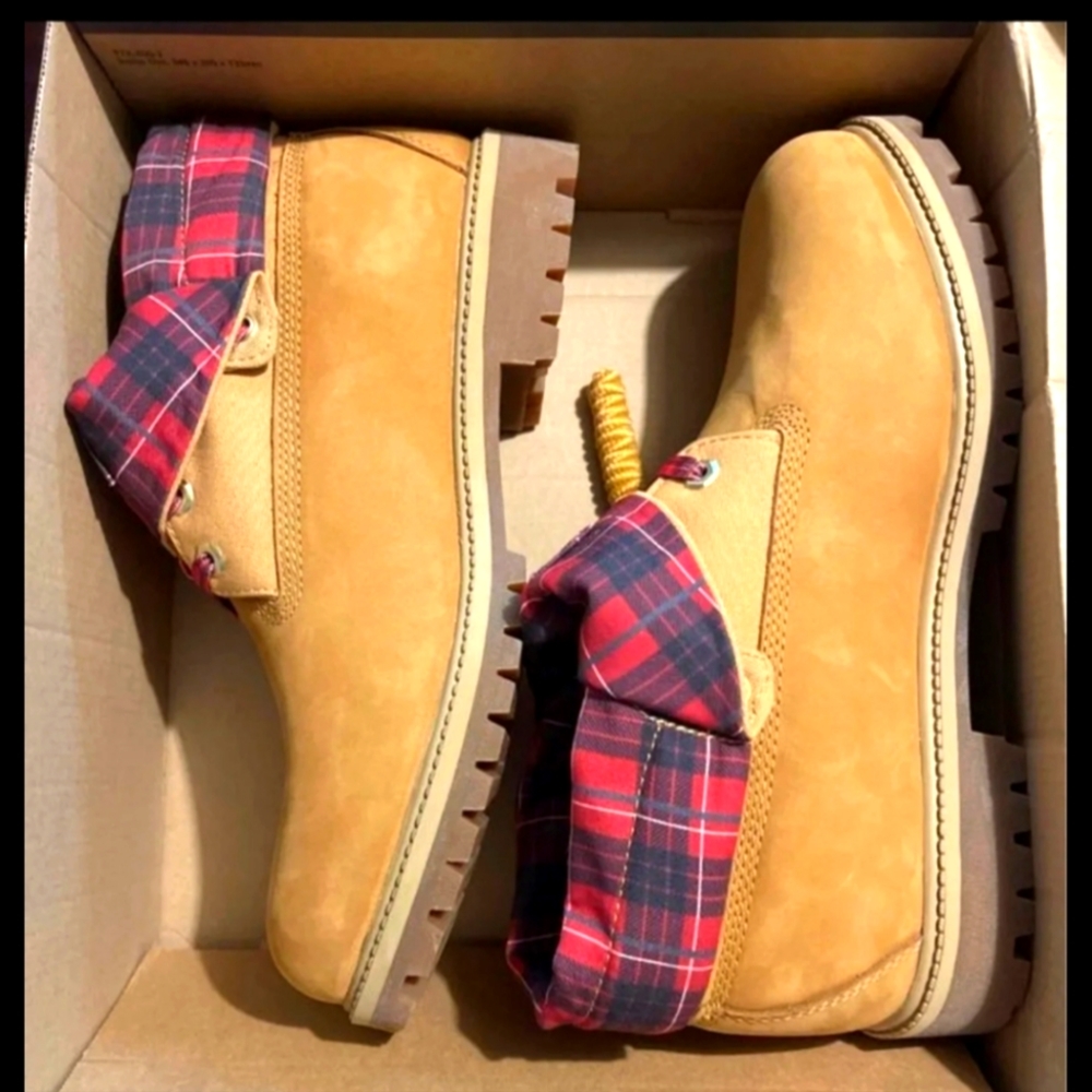 COPY - Timberland Premium Roll Top Boots *NEW*